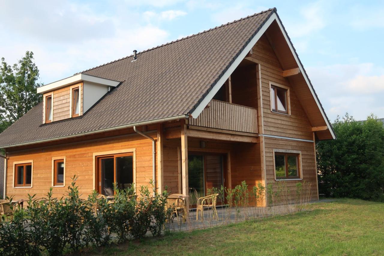 Familiehuis Klokkenweide Βίλα Loon op Zand Εξωτερικό φωτογραφία